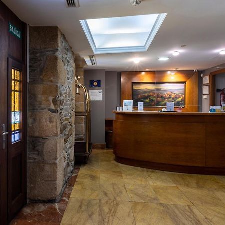 פונפרדה Hotel Aroi Bierzo Plaza מראה חיצוני תמונה